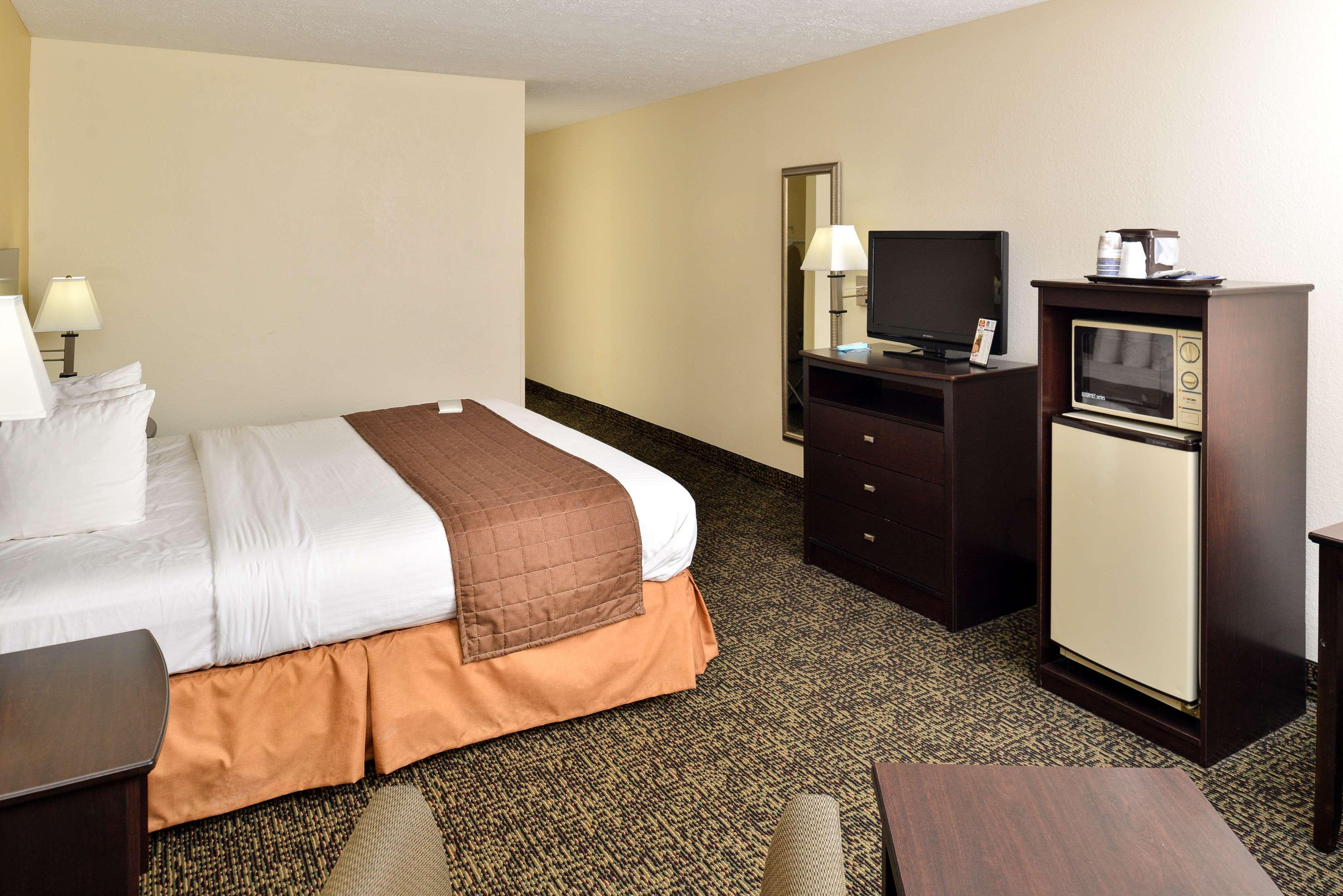 Best Western Elyria Exterior foto