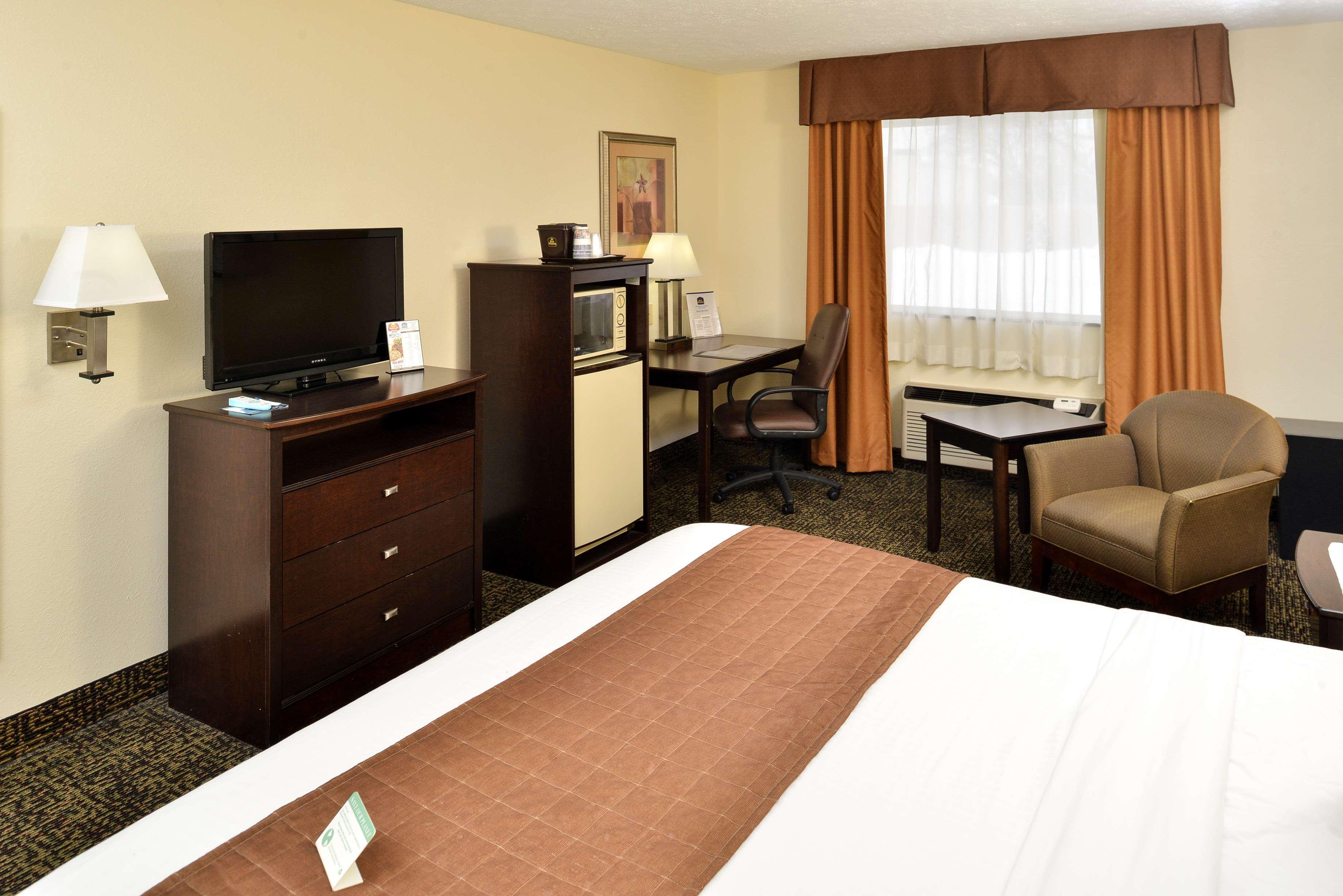 Best Western Elyria Exterior foto